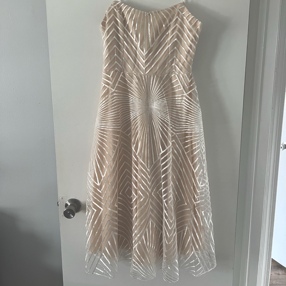 White geometric patterned midi dress, bridal, NWOT